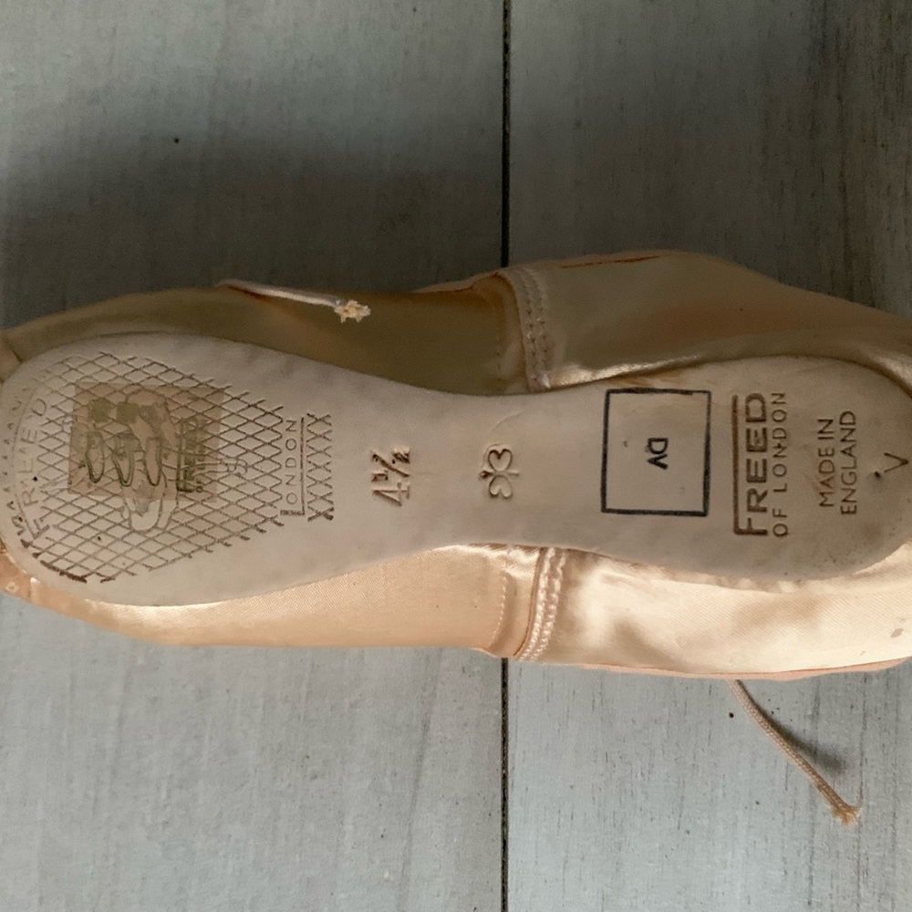 Freed of London Pointe shoes size 4.5